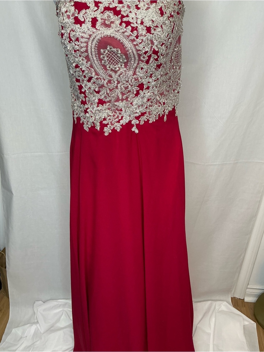 2159 - Elegant Red Evening Gown with Silver Lace Bodice - Picture 2 of 13